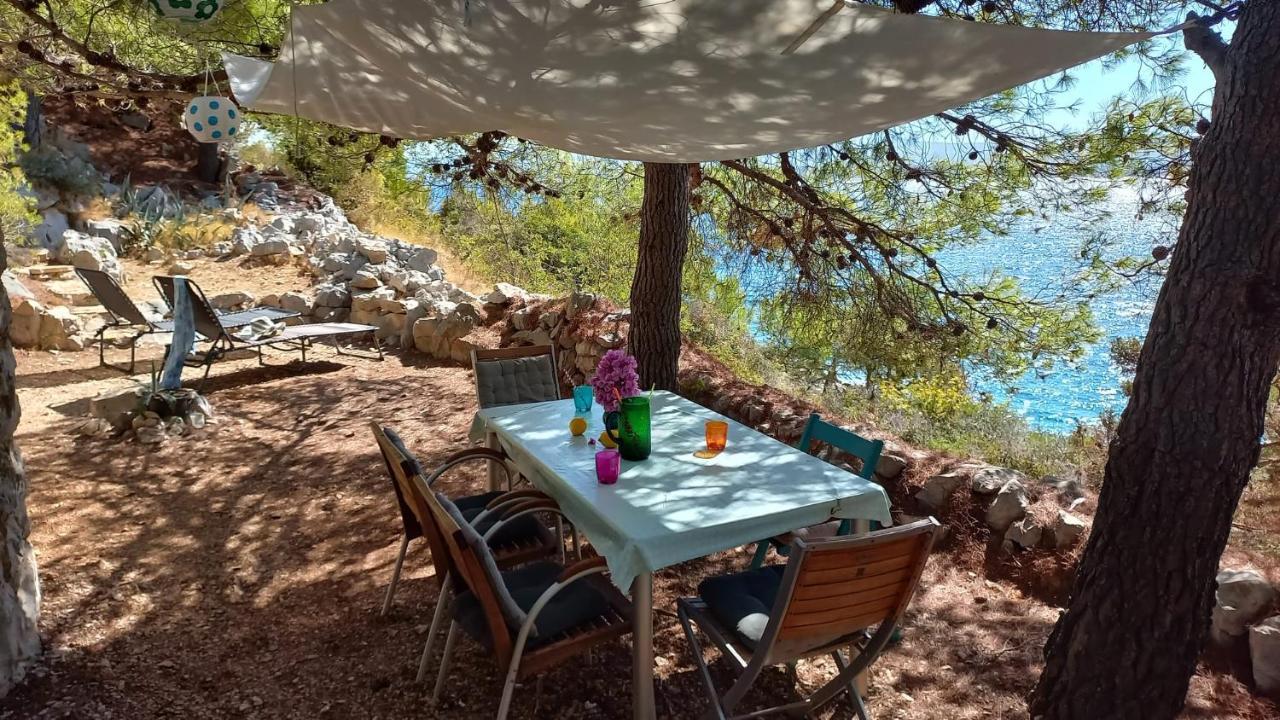 A Small Stone House By The Sea, In A Wineyard Nerezisca Dış mekan fotoğraf